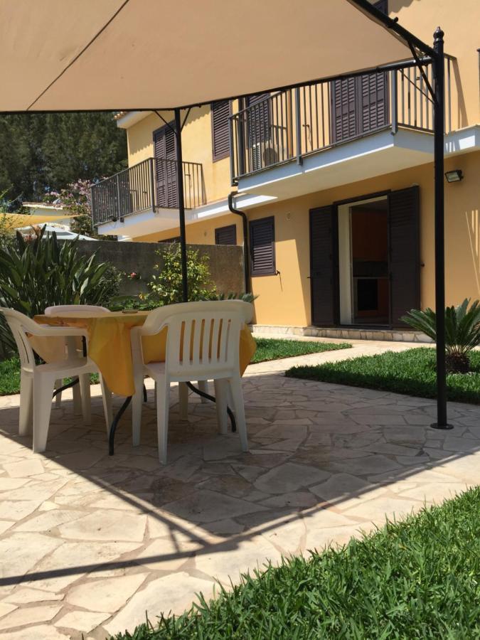 Villa Relax Lido di Noto Екстер'єр фото