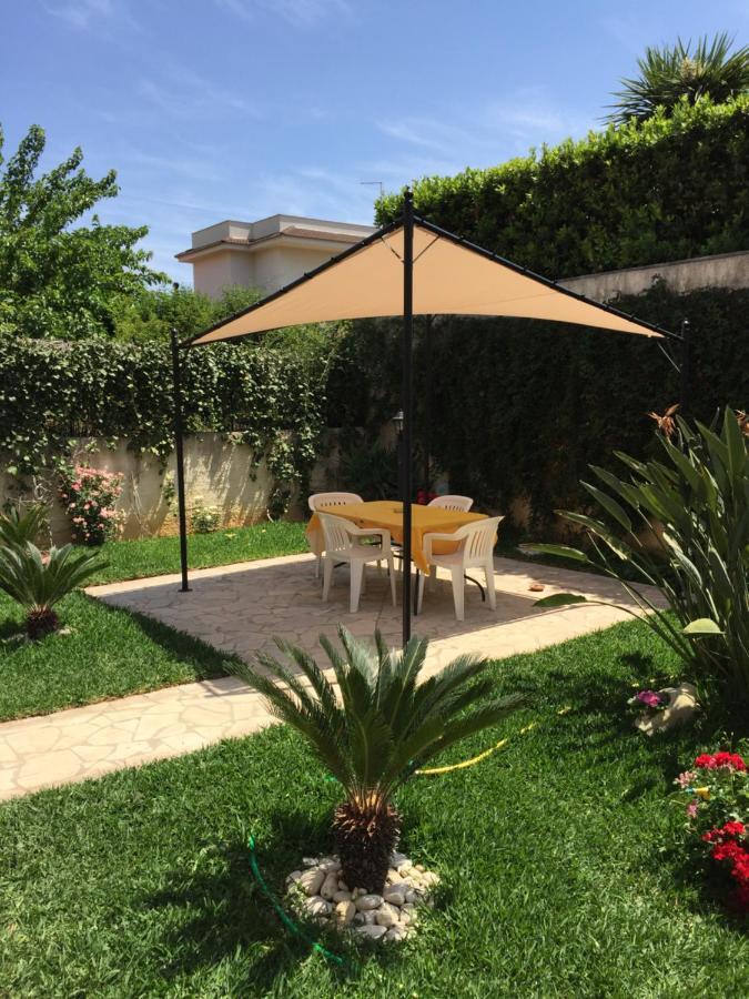 Villa Relax Lido di Noto Екстер'єр фото