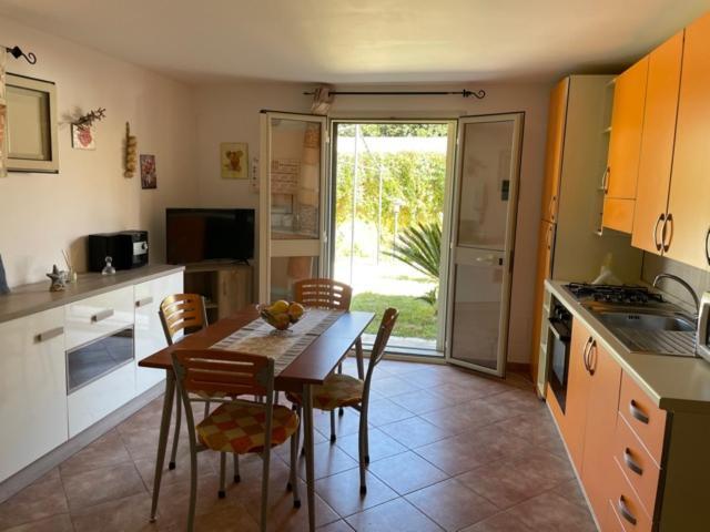 Villa Relax Lido di Noto Екстер'єр фото